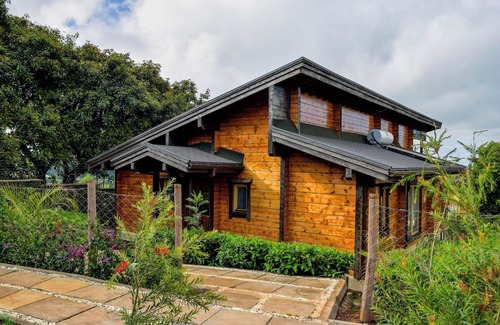 Riara Ridge Cabina | Ridge Cabin Resort