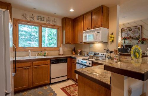 Elkhorn Village Casa | Ridge Condo 2617