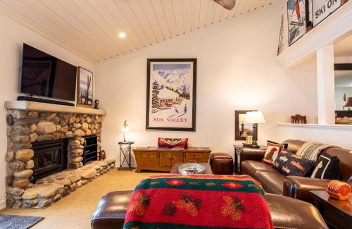 Elkhorn Village Casa | Ridge Condo 2639