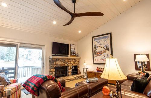 Elkhorn Village Casa | Ridge Condo 2639