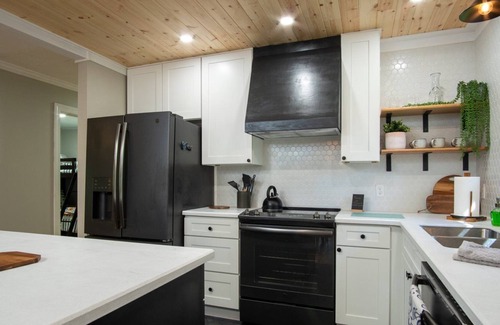 Sherwood Forest Casa | Ridge Rider Retreat in Cedar Mountain