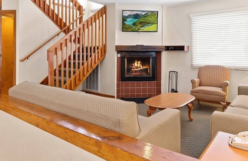 Shawnee On Delaware Complejo | Ridge Top 2 Bedroom Villa at Club Wyndham Shawnee Village