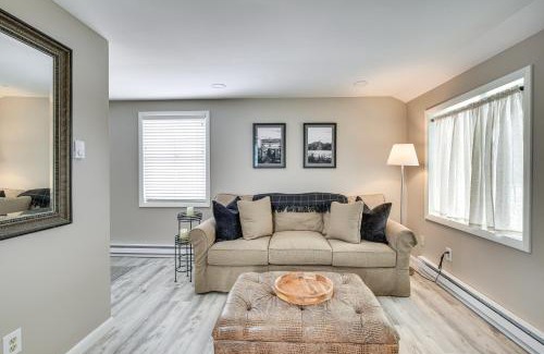 Ridgefield Casa | Ridgefield Cottage Walk to Town and Movie Theater!