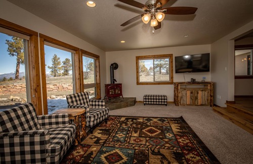 Pagosa Springs Casa | "Rifle Ridge" with mountain views for miles!!!