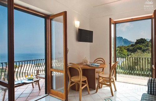 Marina Grande Apartamento | Rifugio Caprese - Superb Views and Relaxation