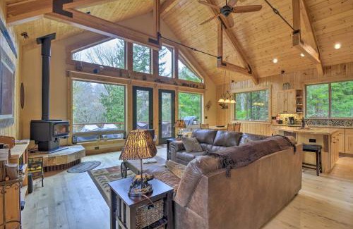Port Angeles Casa | Right Arm Ranch Family Cabin in Port Angeles!