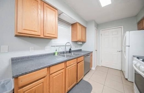 Midland Casa | Right At Home-Midland Destination Getaway-reduced due to cancellation