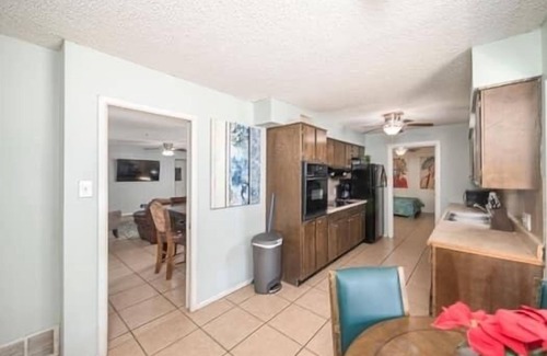 Midland Casa | Right At Home- Midland Grand Lodging
