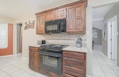Midland Casa | Right At Home-Midland's Most Marvelous with Pool