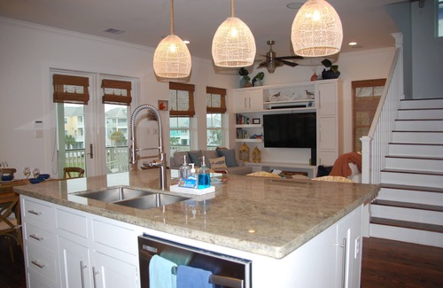 Beachside Village Casa | Right by the Beach with Amazing Beach Views from All 4 Decks - Front AND Back