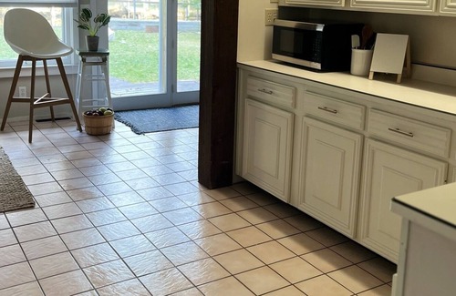 Indian River Casa | Right downtown AND on the canal!