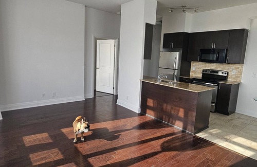 Newtonbrook Condominio | Right in the middle of Thornhill, Vaughan and North York. Bathurst & Steeles