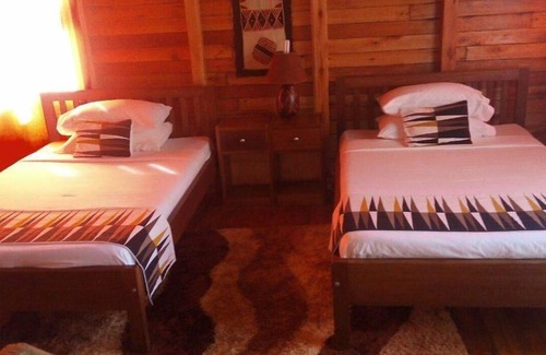 Bwindi Cabina | Rihuja Safari Lodge