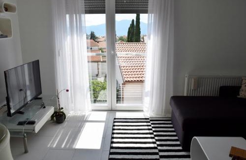 Rijeka Apartamento | Rijeka - Charming apartment with Sea View and Private Parking