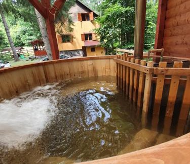 Varsag Casa | Riksberg Chalet in Harghita Mountains