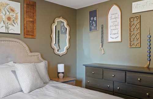 Pleasant Valley Casa | Riley Ranch, Mountain Views & Hot Tub