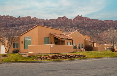 Moab South Valley Casa | Rim Village V2