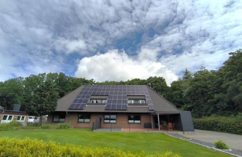 Jorl Casa | Rimmelsberg - moderne Ferienwohnungen mit Blick auf den hauseigenen See