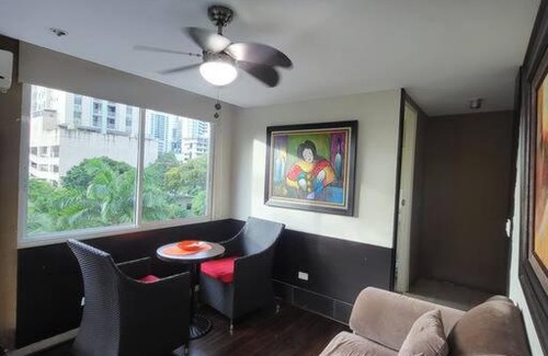El Cangrejo Apartamento | Rina 1113 Hermoso estudio privado, área turística.