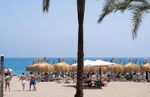 Milla de Oro Apartamento | Rincón del Mar next to the beach 639