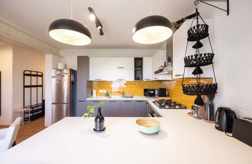 Kalkara Apartamento | Rinella Beach House: Charming Coastal Retreat in Kalkara