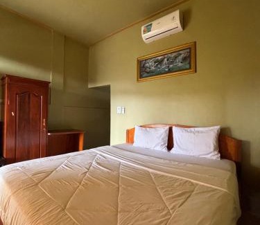 Bayan Hotel | Rinjani Golden