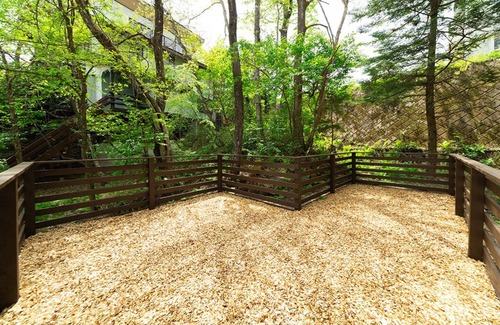 Tsumagoi Casa | rinne 2nd living Kitakaruizawa Garden