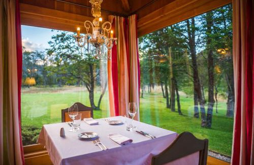 Lanin National Park Hotel | Rio Hermoso Hotel De Montaña