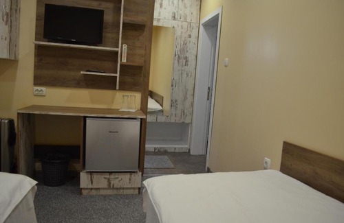 Shumen Hotel | Rio rooms (стаи за гости)