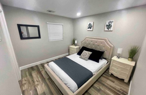 Commerce Township Casa | Rio Vista 3 bed/2 bath Ranch!