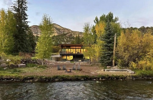 Placerville Casa | Rio Vista Telluride w/ hot tub!