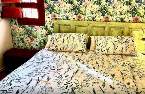 Santa Eulalia Bajera Cama Y Desayuno | Riojania Heredad - Habitación Deluxe con cama extragrande
