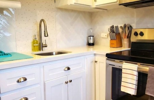 Montego Bay Cabina | Ripe Plantain Cabin