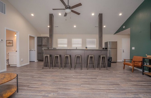 Dallas County Casa | Ripple: Cozy Cabin, Big Adventure Near Bennett Spring and the Niangua River