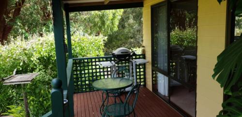 Foster Casa | Ripplebrook Country Cottage