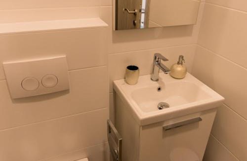 Rijeka Hotel | Rirooms