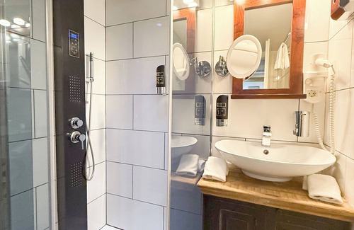 Gaggenau Hotel | RISA Hotel Village - Engel & Kreuz