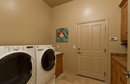 Carefree Casa | Rise and Shine 3 BR by Casago