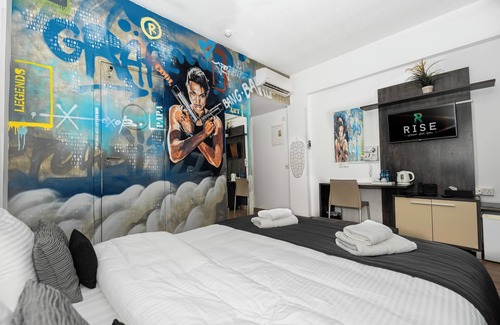Larnaca Hotel | Rise Urban Art Hotel