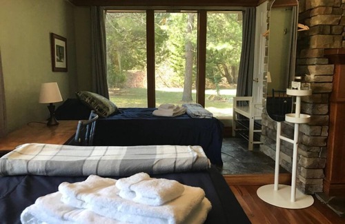 Clarington Cama Y Desayuno | Rising Spirit Bed & Breakfast
