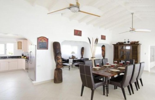 Tamarind Hill Estates Casa | Rising Star