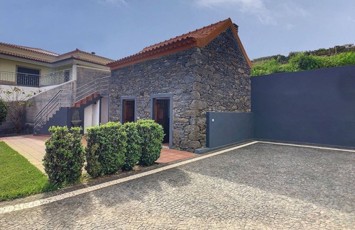 Gaula Casa | Rising Sun Villa by LovelyStay