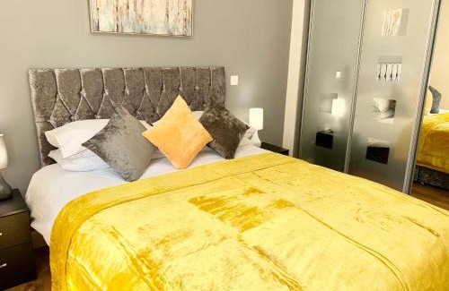Oxford Apartamento | Risinghurst, Oxford, an ENTIRE 2beds, 2bathrooms, free Wi-Fi, Free Parking