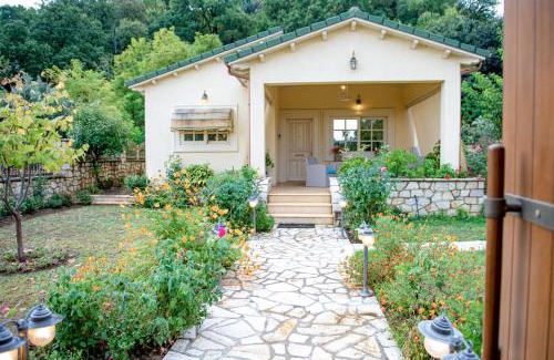Karditsa Casa | Rita's Cozy Country Home