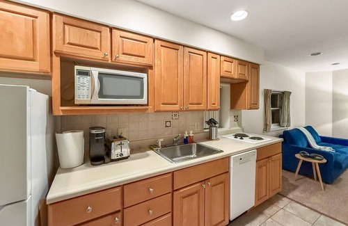 Rittenhouse Row Apartamento | Rittenhouse 1BD, Sleeps 4, Walk to Square & Shops