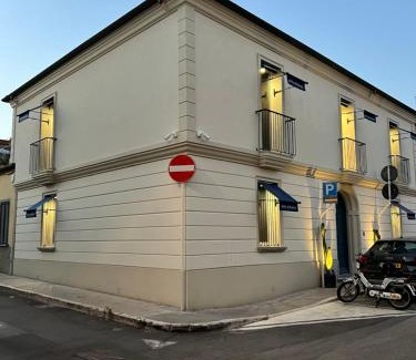 Follonica Cama Y Desayuno | Riva Rooms