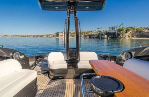 Silver Strand Alquiler De Eote | ♕ Riva Virtus 65' Yacht from Marina Del Ray Trip /w Captain + Overnight Stay! 🌊