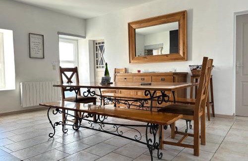 Sainte-Honorine-des-Pertes Casa | Rivage Maison spacieuse 10 p 5 chambres 2 sdb 2 WC tout confort avec jardin, belle terrasse aménagée, parking privatif, à 3km d'Omaha Beach et Port en Bessin