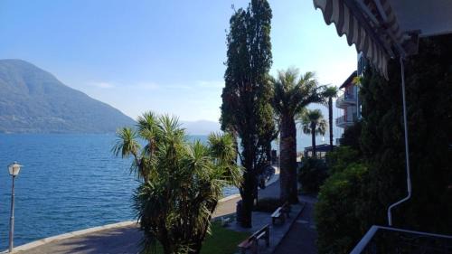 Brissago Apartamento | Rivalago - Lake front apartment on Lake Promenade