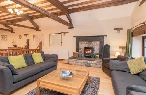Kendal Casa | Riven Oak